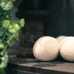 FAVE Drogerballen XL - 6 Stuks - Inclusief 2x Lavendelolie & Opbergzakje - Wasbol - Wasballen - Doseerbol - Droogballen - Duurzaam -HG Winkel 1200x1200 1275