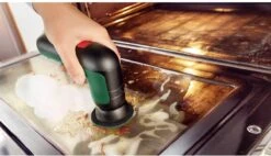 Bosch Universal Brush - Snoerloze Reiningsborstel -HG Winkel 1200x688 2