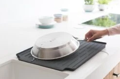 Brabantia SinkSide Afdruiprek - Dark Grey 23 Brabantia SinkSide Afdruiprek - Dark Grey -HG Winkel 1200x799 12