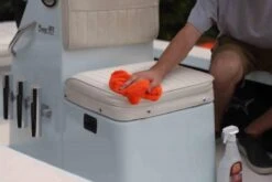 303® Multi-Surface Cleaner - 946 Ml | Veilig Voor Alle Soorten Bekleding En Vinyl. Vlekken Verdwijnen Binnen Enkele Minuten En Verkleurde Oppervlakken Komen Weer Tot Leven. 7 303® Multi-Surface Cleaner - 946 Ml | Veilig Voor Alle Soorten Bekleding En Vinyl. Vlekken Verdwijnen Binnen Enkele Minuten En Verkleurde Oppervlakken Komen Weer Tot Leven. -HG Winkel 1200x800 48