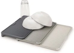 Joseph Joseph - Tier - Afdruipmat - Uitschuifbaar - Grijs -HG Winkel 1200x862 1